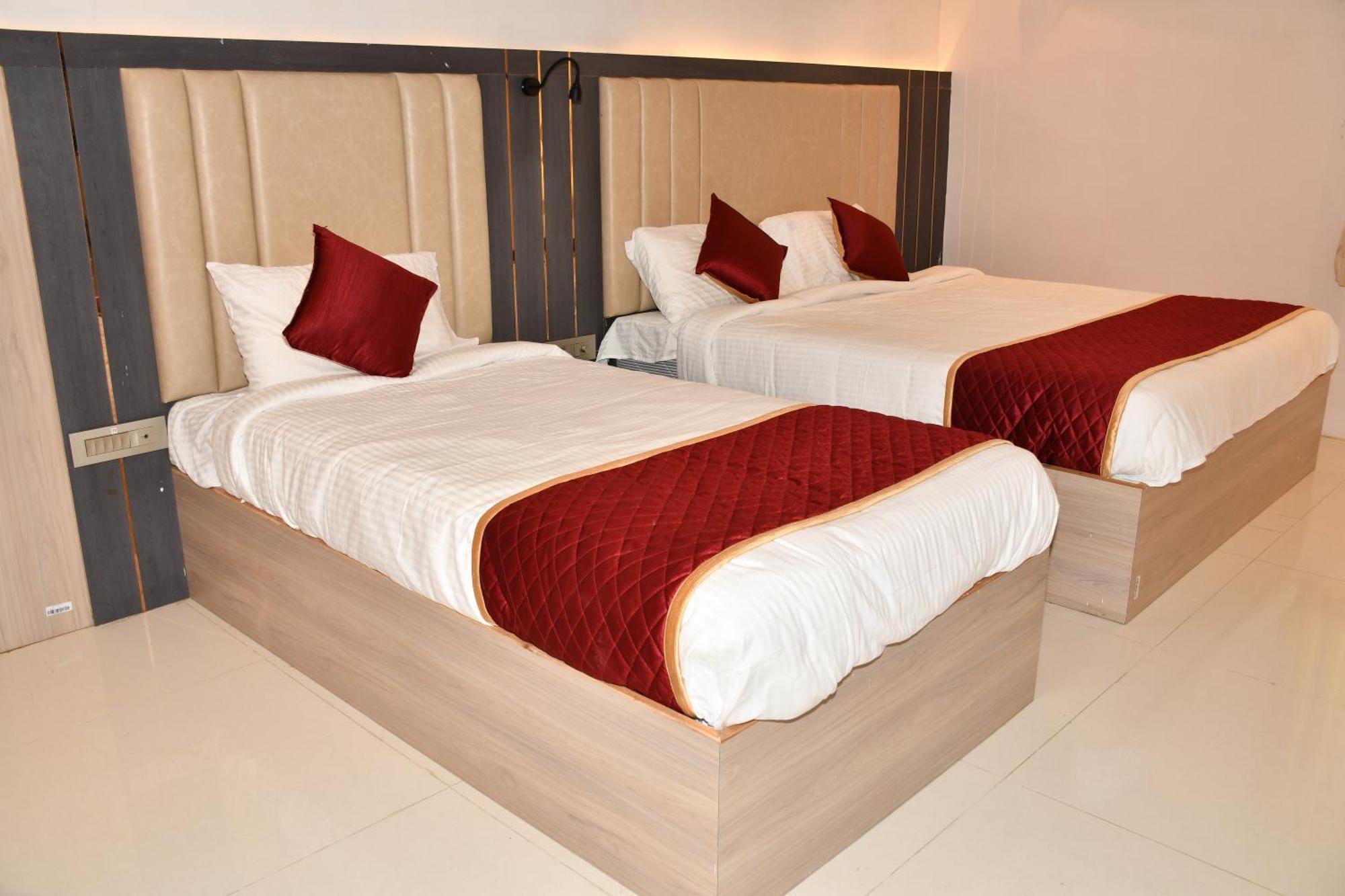 Gb Residency Hotel Ramanathapuram Bagian luar foto