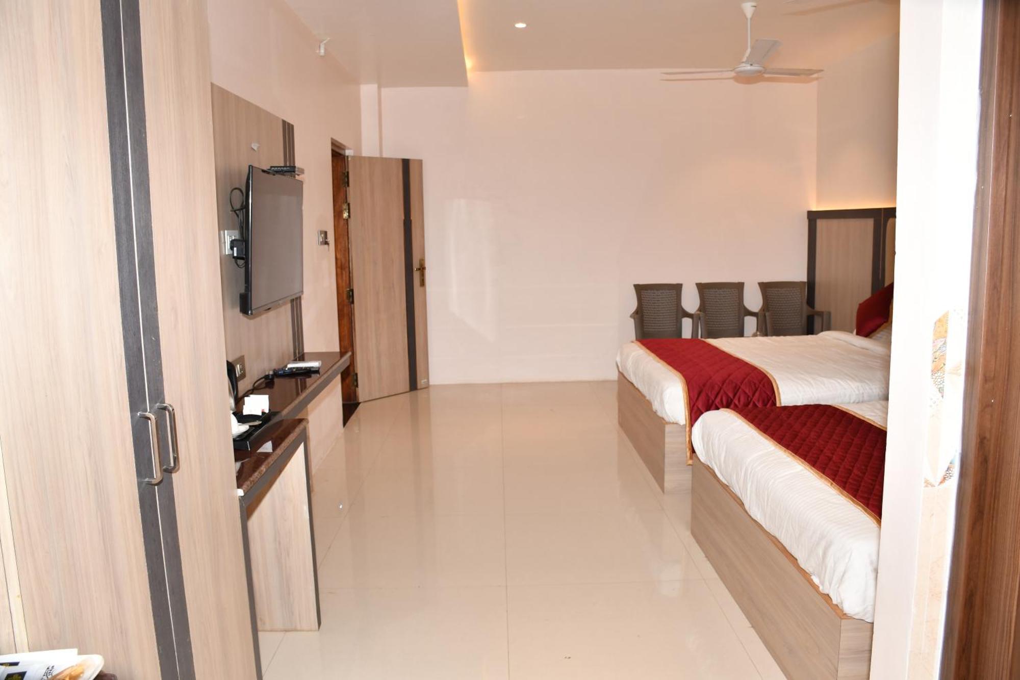 Gb Residency Hotel Ramanathapuram Bagian luar foto